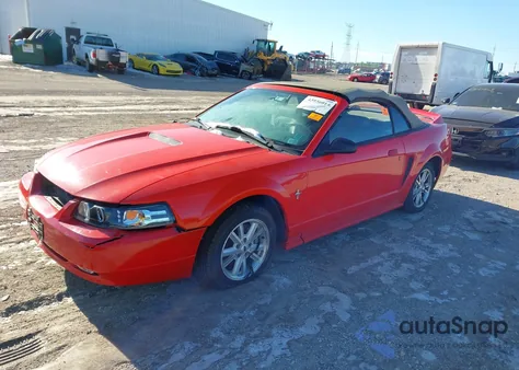 2000 Ford Mustang from USA, damaged, VIN 1FAFP4446YF100922